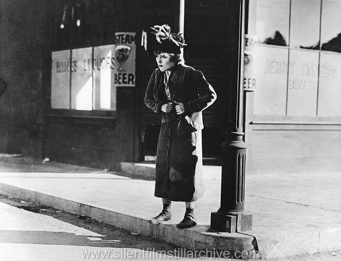 Mary Pickford in AMARILLY OF CLOTHES-LINE ALLEY (1918)