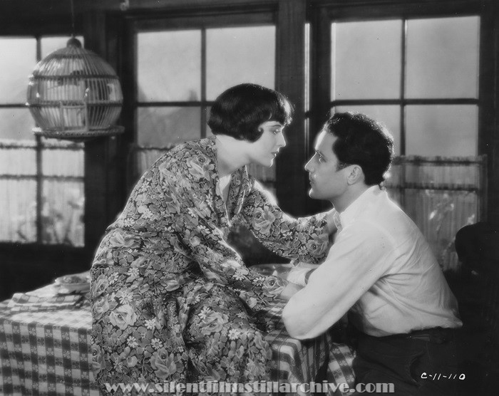 Margaret Livingston and Don Alvarado in THE APACHE (1928)