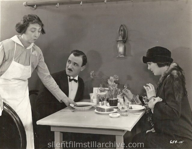 Gale Henry, Raymond Griffith and Leatrice Joy in CHANGING HUSBANDS (1924)