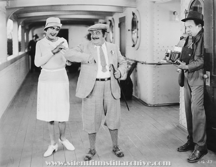 Charley Chase, Kalla Pasha, and Edgar Kennedy in CHASING HUSBANDS (1928)