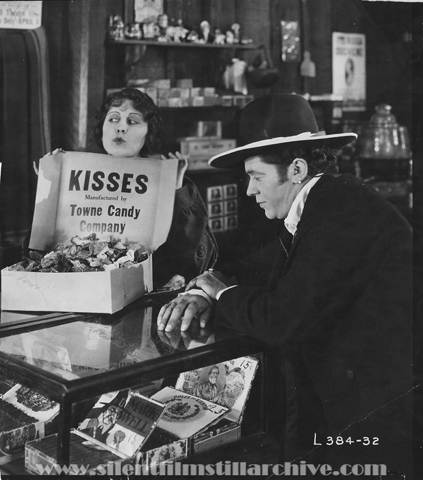 Dorothy Dalton and Theodore Kosloff in FOOL'S PARADISE (1921)