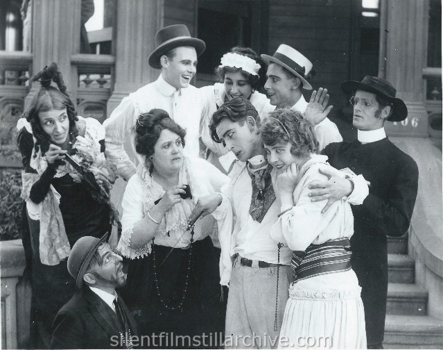 THE HUNGRY ACTORS (1915) with Martha Mattox, Neely Edwards, Harold Lloyd, Eva Novak and Eddie Borden