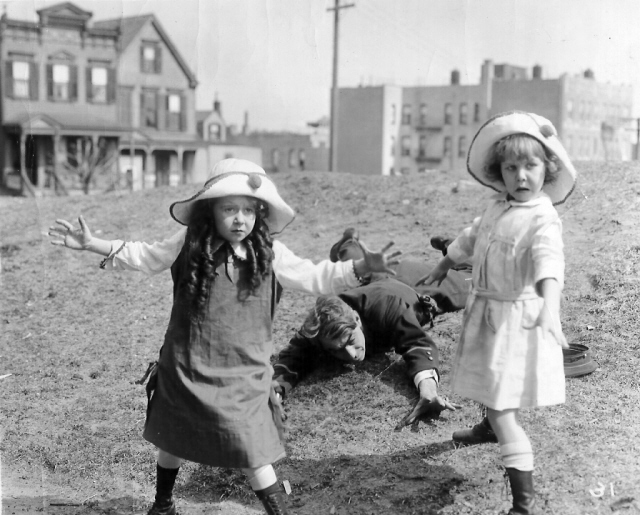 Jane and Katherine Lee in WE SHOULD WORRY (1918)