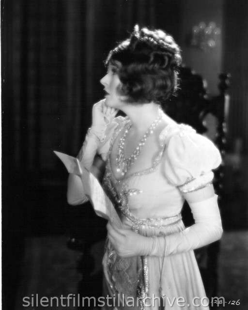 Corinne Griffith in THE DIVINE LADY (1929)