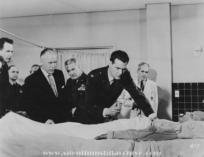 James 'Ike' Altgens, Ken Knox, Jack Herman, and Robert Clarke in BEYOND THE TIME BARRIER (1960)