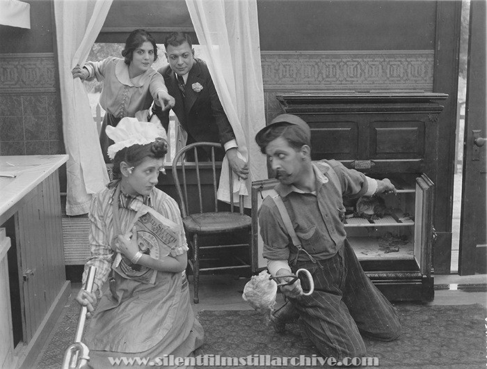 Jane Bernoudy, Jack Prescott and Fritzi Brunette in A CASE OF BEANS (1915)
