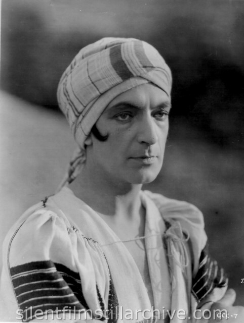Herbert Langley in CHU CHIN CHOW (1923)