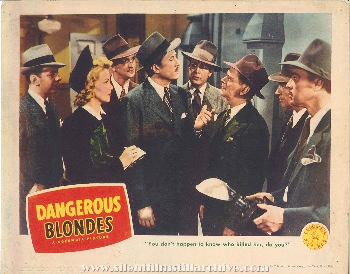Lobby card with Constance Worth and Allyn Joslyn in DANGEROUS BLONDES (1943)