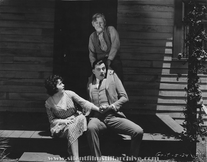 Bess True, Ford West and Hallam Cooley in THE DEVLISH ROMEO (1921)