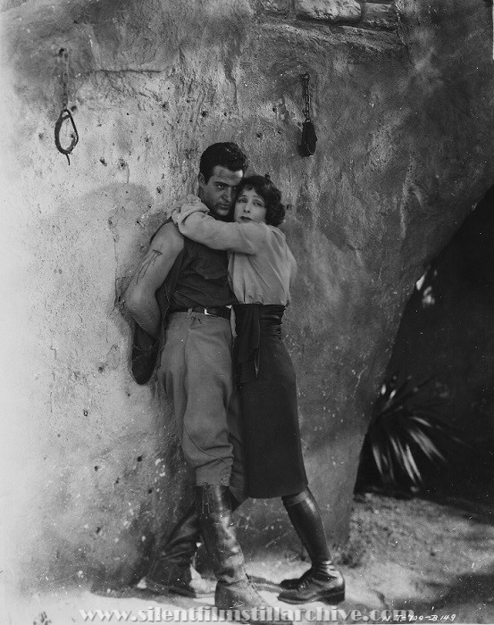 Gilbert Roland and Norma Talmadge in THE DOVE (1927)