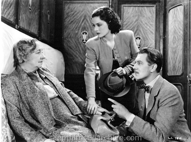 Margaret Lockwood and Michael Redgrave in THE LADY VANISHES (1938)