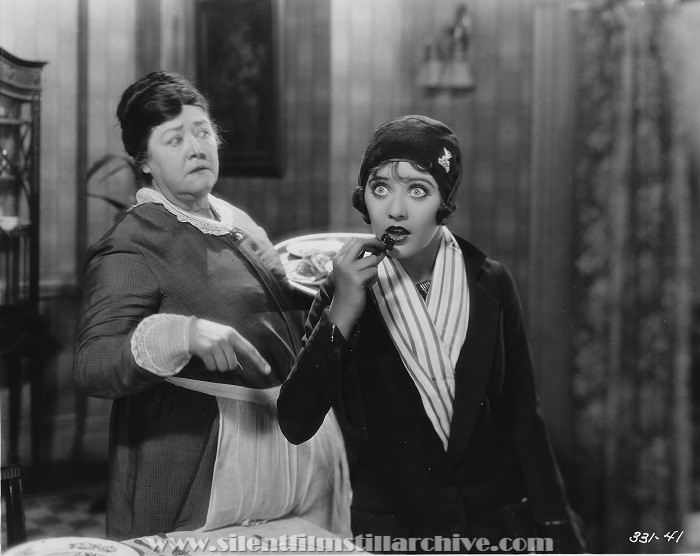 Kate Price and Sally O'Neil in THE LOVELORN (1927)