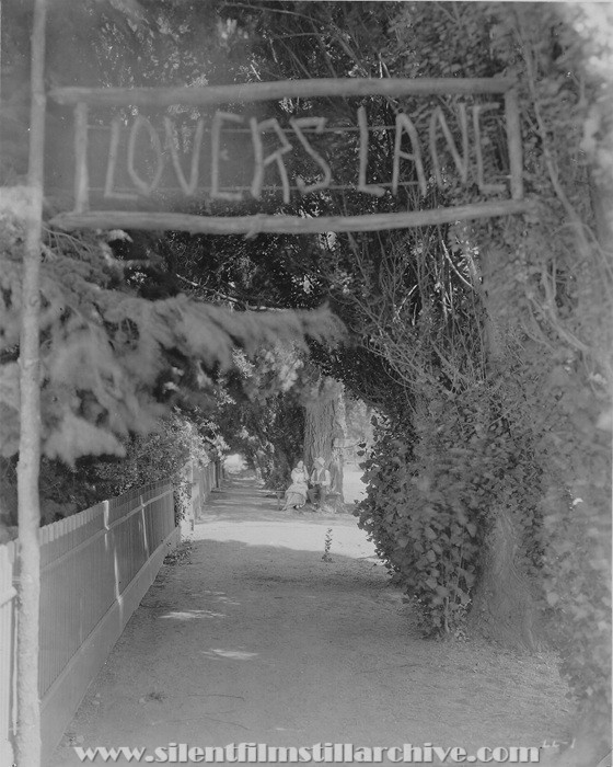 Charles Sellon in LOVER'S LANE (1924)