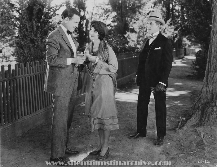 Robert Ellis, Gertrude Olmstead, and Crauford Kent in LOVER'S LANE (1924)