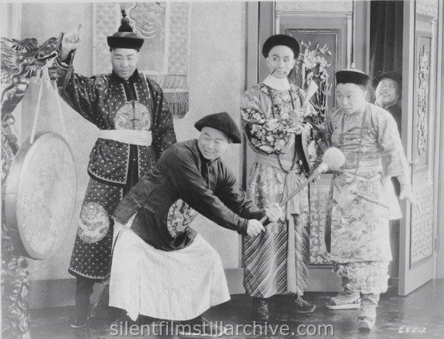 Sjin and Willie Fung in MANCHU LOVE (1929)