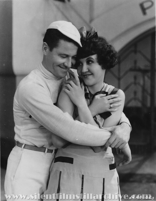 Jack Oakie and Helen Kane in PARAMOUNT ON PARADE (1930)