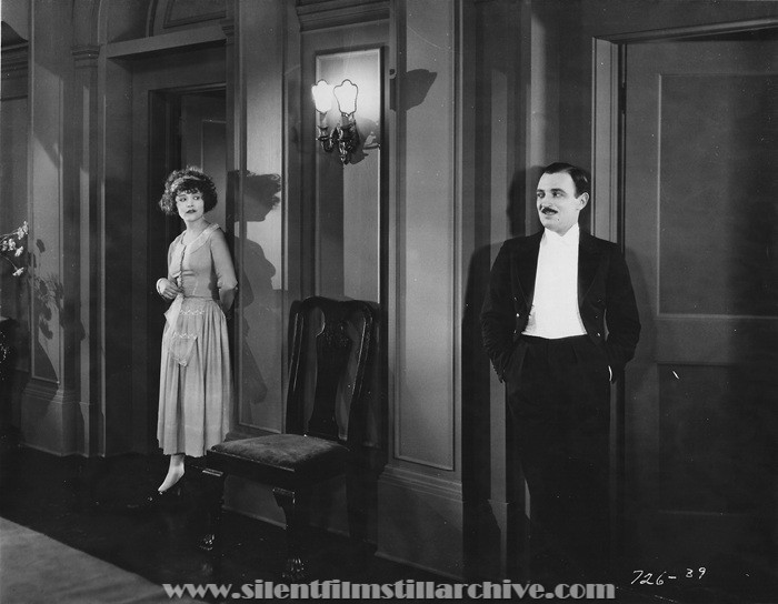 Betty Compson and Raymond Griffith in PATHS TO PARADISE (1926)