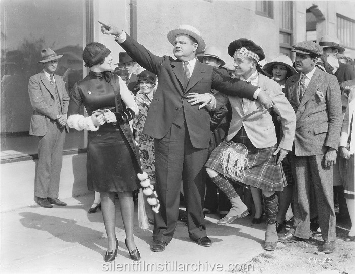 Dorothy Coburn, Stan Laurel and Oliver Hardy in PUTTING PANTS ON PHILIP (1927)