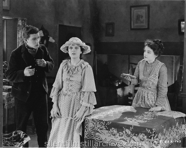 SENTIMENTAL TOMMY (1921) with Unknown, May McAvoy and Leila Frost