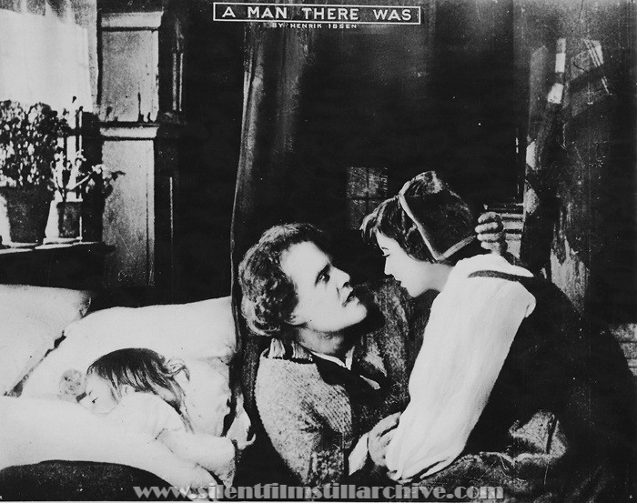 Victor Sjöström in TERJE VIGEN/A MAN THERE WAS (1917).