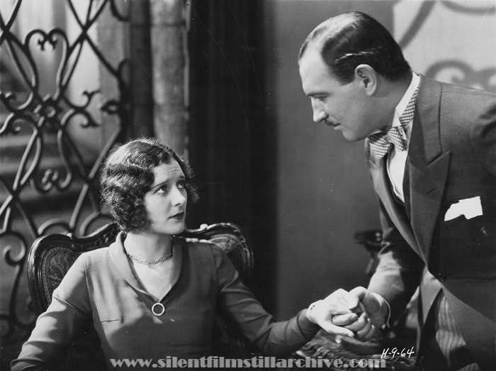 Marceline Day and Raymond Griffith in TRENT'S LAST CASE (1929)