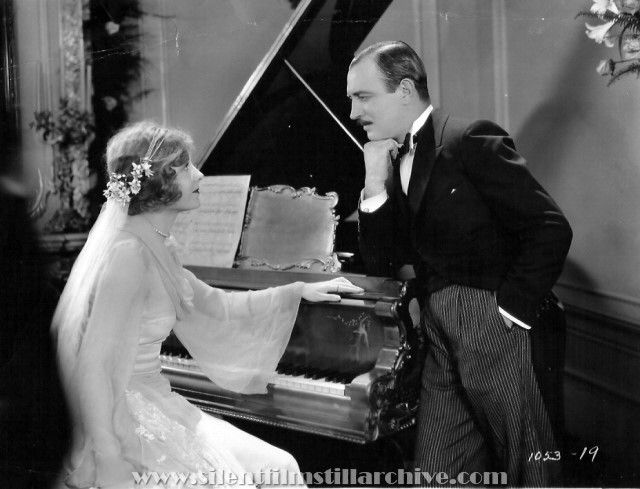 Anne Sheridan and Raymond Griffith in WEDDING BILL$ (1927)
