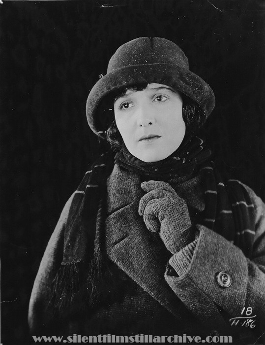 Florence Vidor in WELCOME STRANGER (1924)