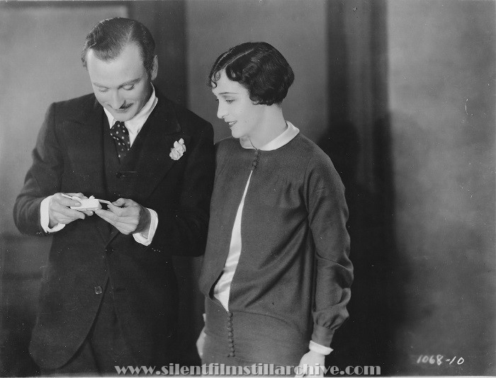 Arnold Kent and Florence Vidor in THE WORLD AT HER FEET (1927)