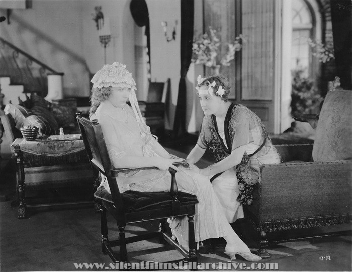 Belle Bennett and Vera Gordon in YOUR BEST FRIEND (1922).