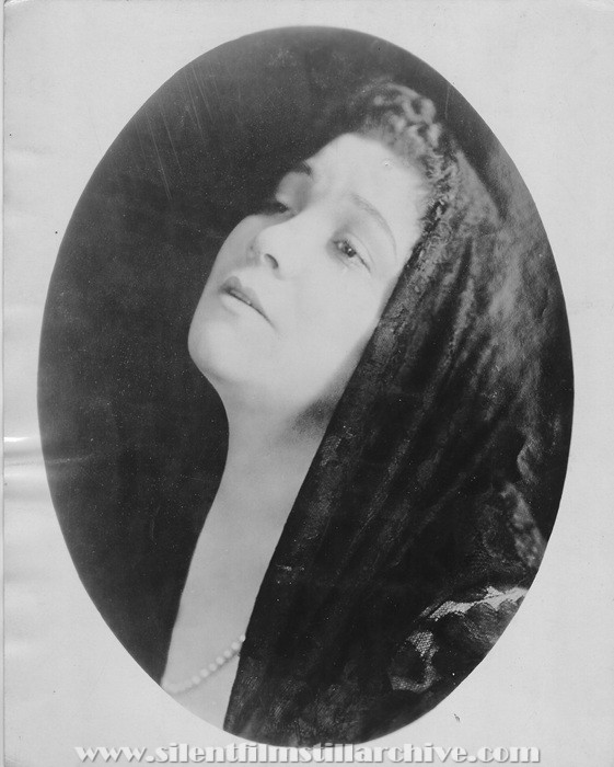 Gordon in YOUR BEST FRIEND (1922).